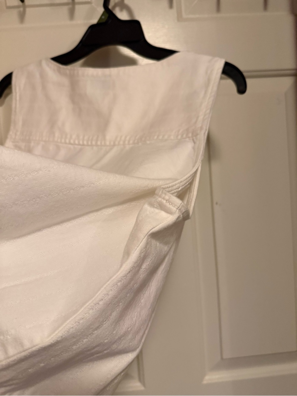 Lee White Sleeveless Button-Front Vest - Picture 11 of 17